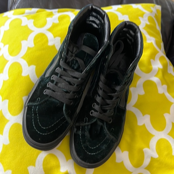 NWOT VANS HI Velvet Green Black unisex sneakers - Picture 3 of 11